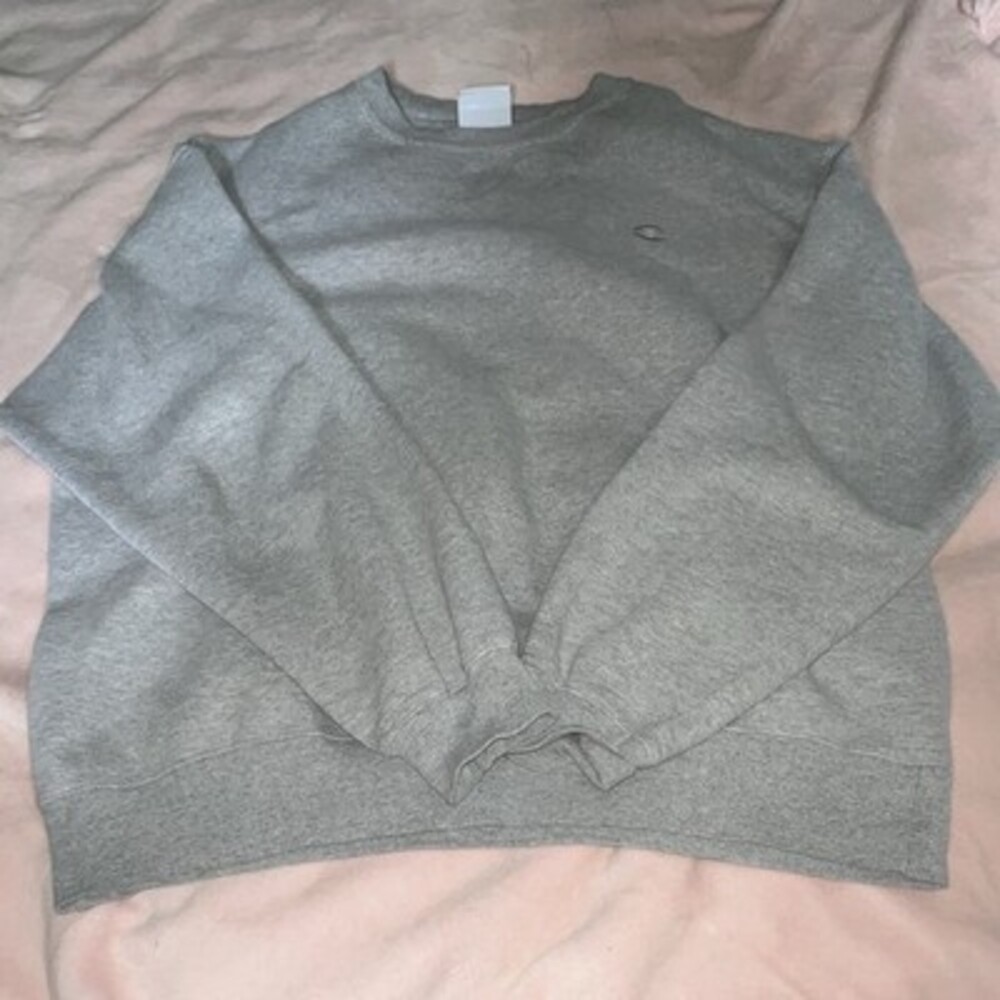 Champion Eco Authentic Gray Crew Neck Pullover Sweatshirt Embroidered Logo XL
